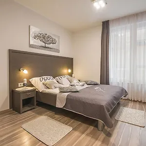  Apartment Center Ivona Croatia