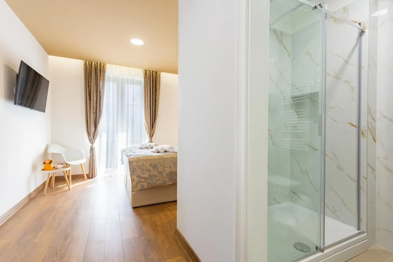 Luxury Rooms Fetivi Split