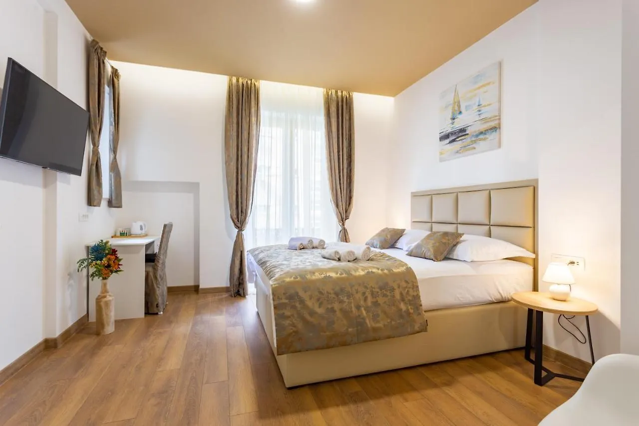 Luxury Rooms Fetivi Split